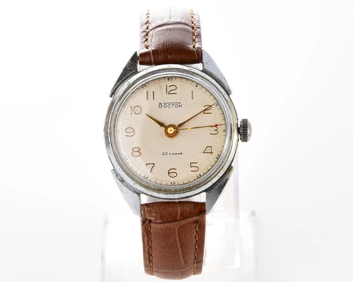 Wostok (Vostok) mechanical wrist watch with precision movement and engraved back!