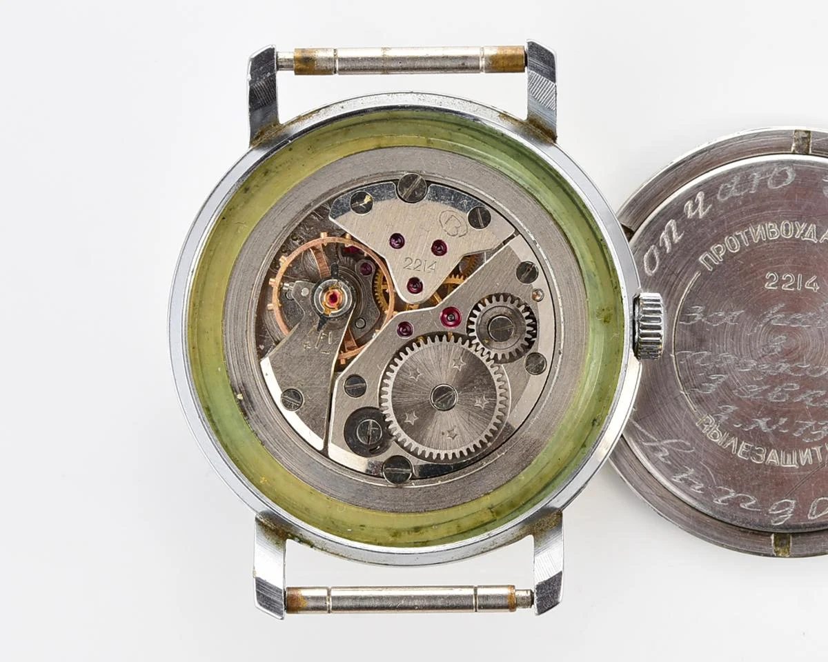Wostok (Vostok) mechanical wrist watch with engraved back