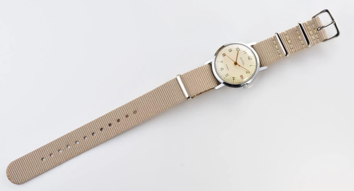 Wostok (Vostok) mechanical wrist watch with engraved back