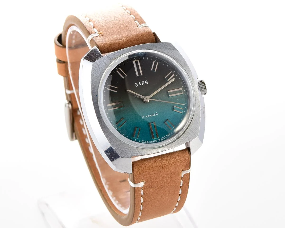 Vintage mechanical Zaria watch