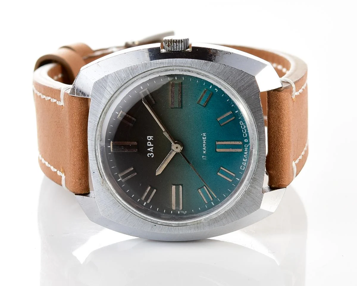Vintage mechanical Zaria watch