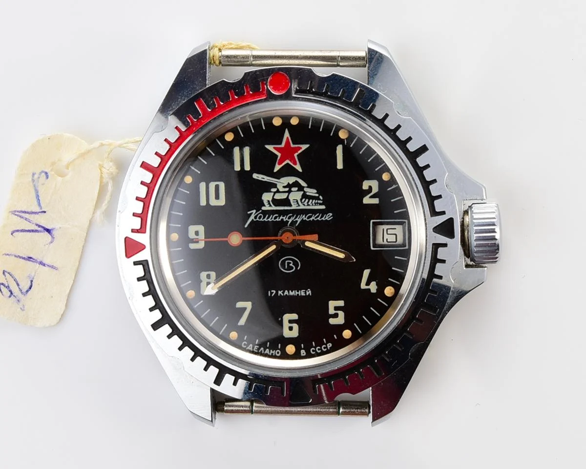 TIME CAPSULE: Vostok Komandirskie Tank mechanical watch – New Old Stock (NOS) with engraved back!