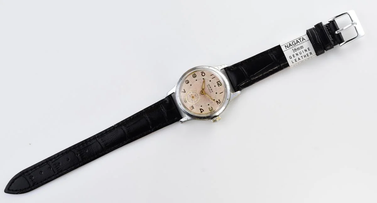 Vintage Soviet Mayak mechanical watch