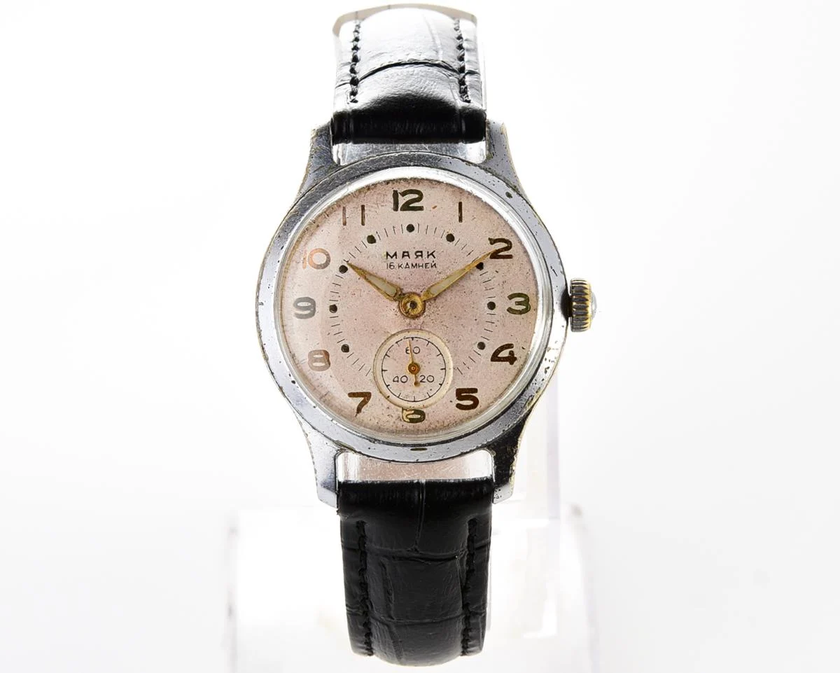 Vintage Soviet Mayak mechanical watch