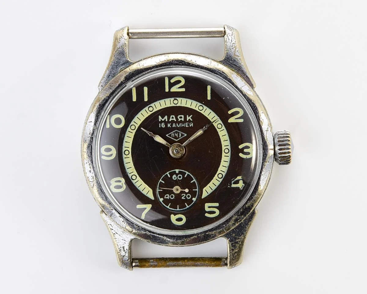 Vintage Soviet Mayak mechanical watch
