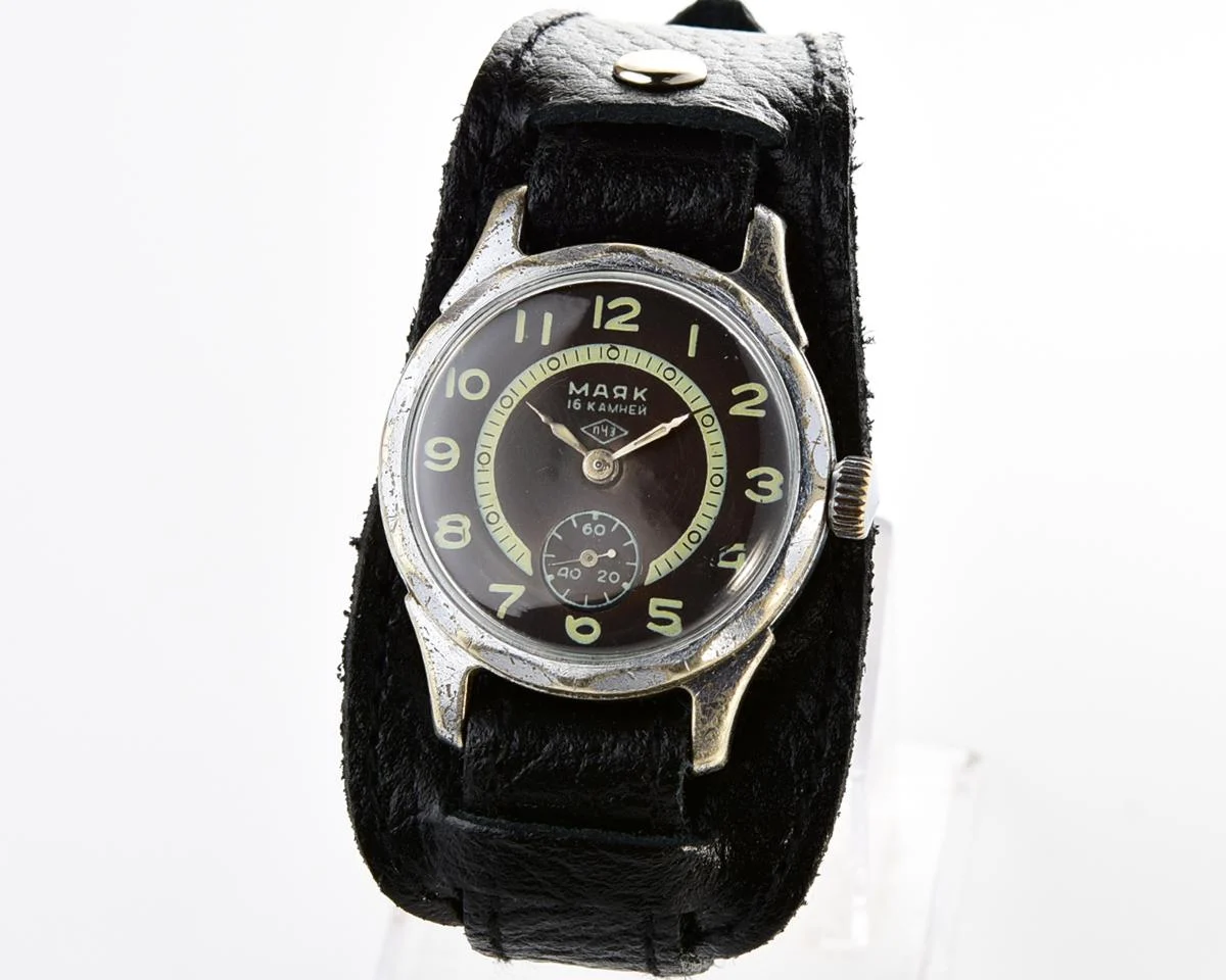 Vintage Soviet Mayak mechanical watch