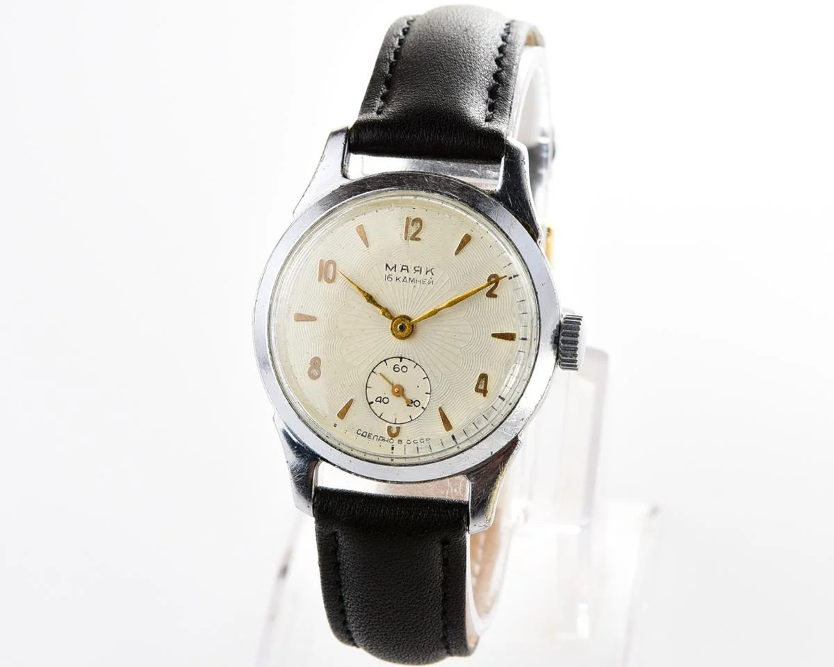 Vintage Soviet Mayak mechanical watch
