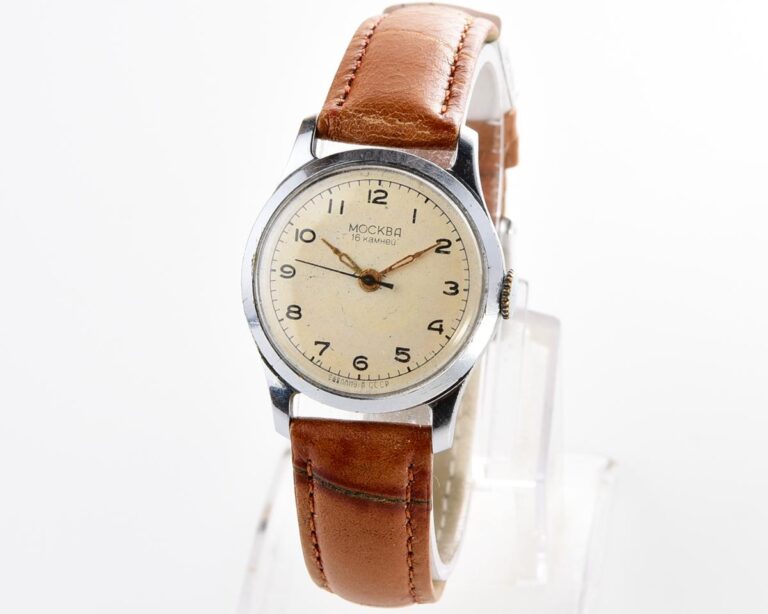 Vintage MOSKVA soviet mechanical watch