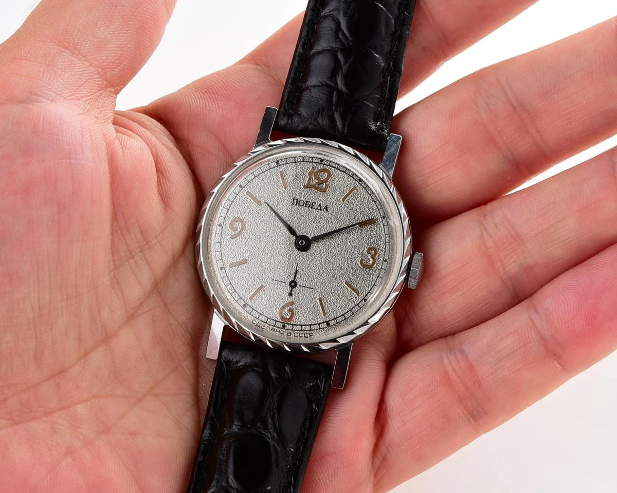 TIME CAPSULE: Mechanical Pobeda watch in box – New Old Stock (NOS)!