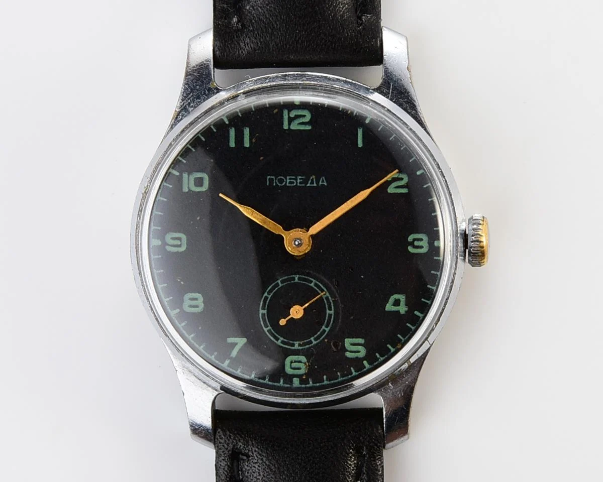 Vintage Soviet mechanical Pobeda wrist watch from 1st quarter 1952