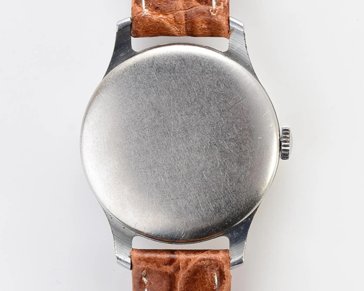 Vintage Pobeda watch with central second hand