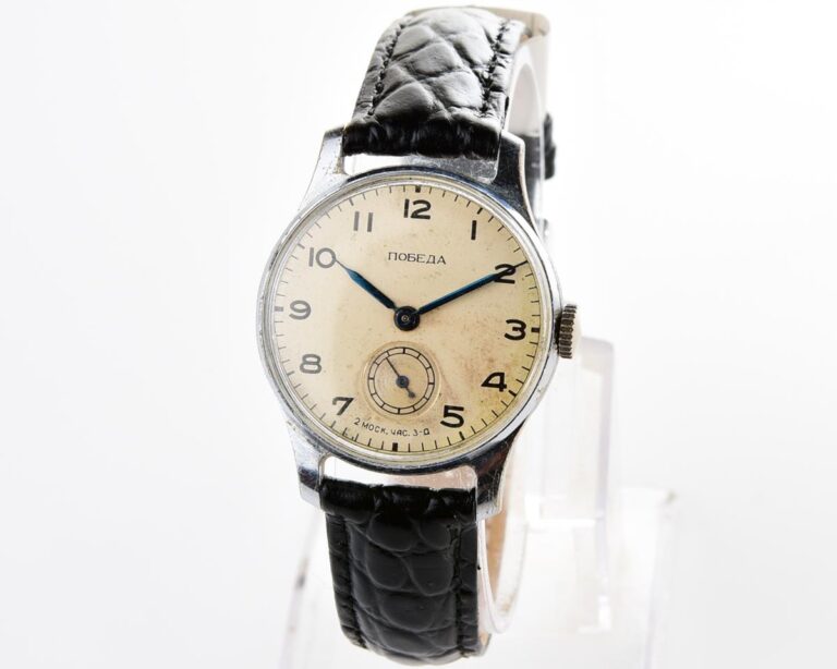Vintage soviet mechanical POBEDA wrist watch from 3rd quarter 1954