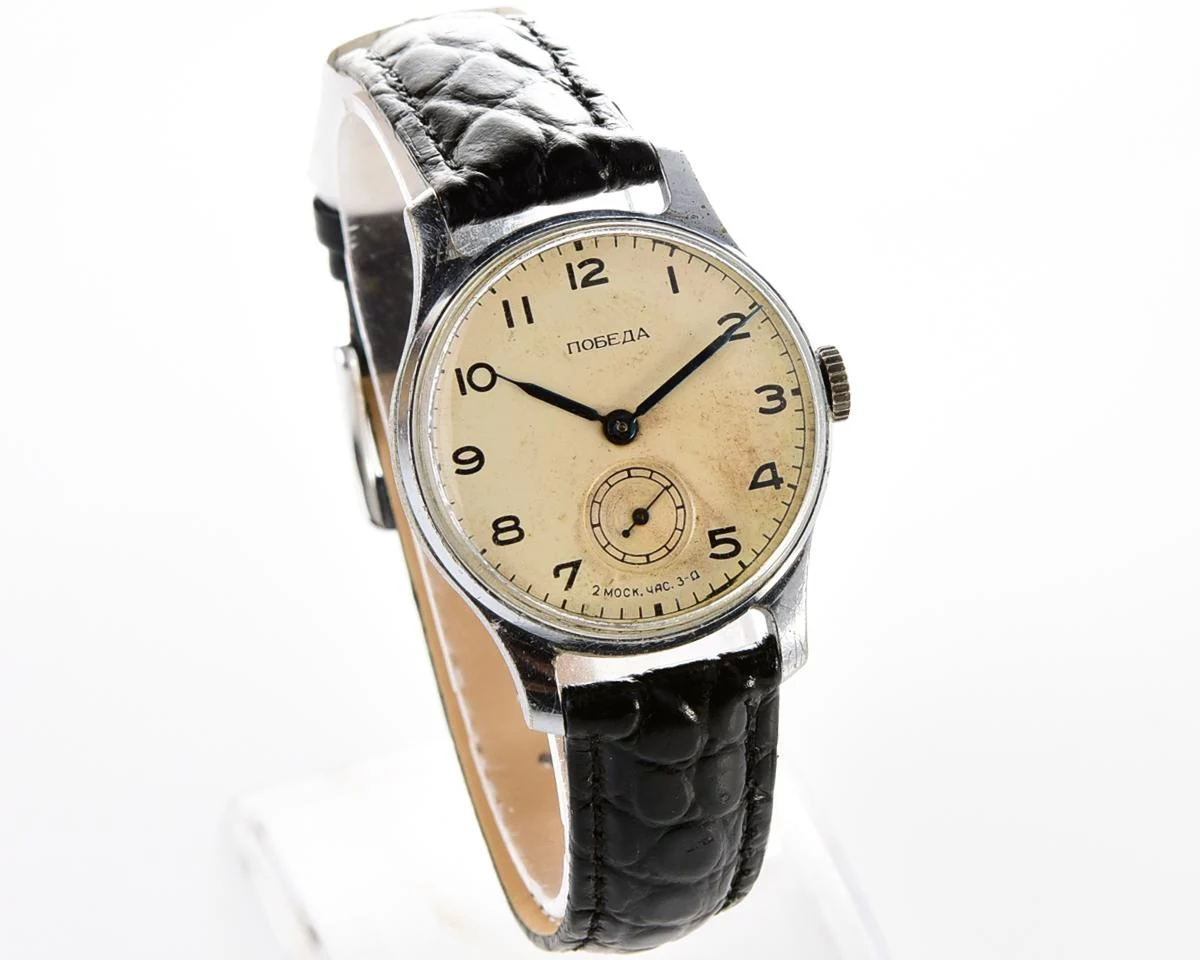 Vintage Soviet mechanical Pobeda wrist watch from 3rd quarter 1954