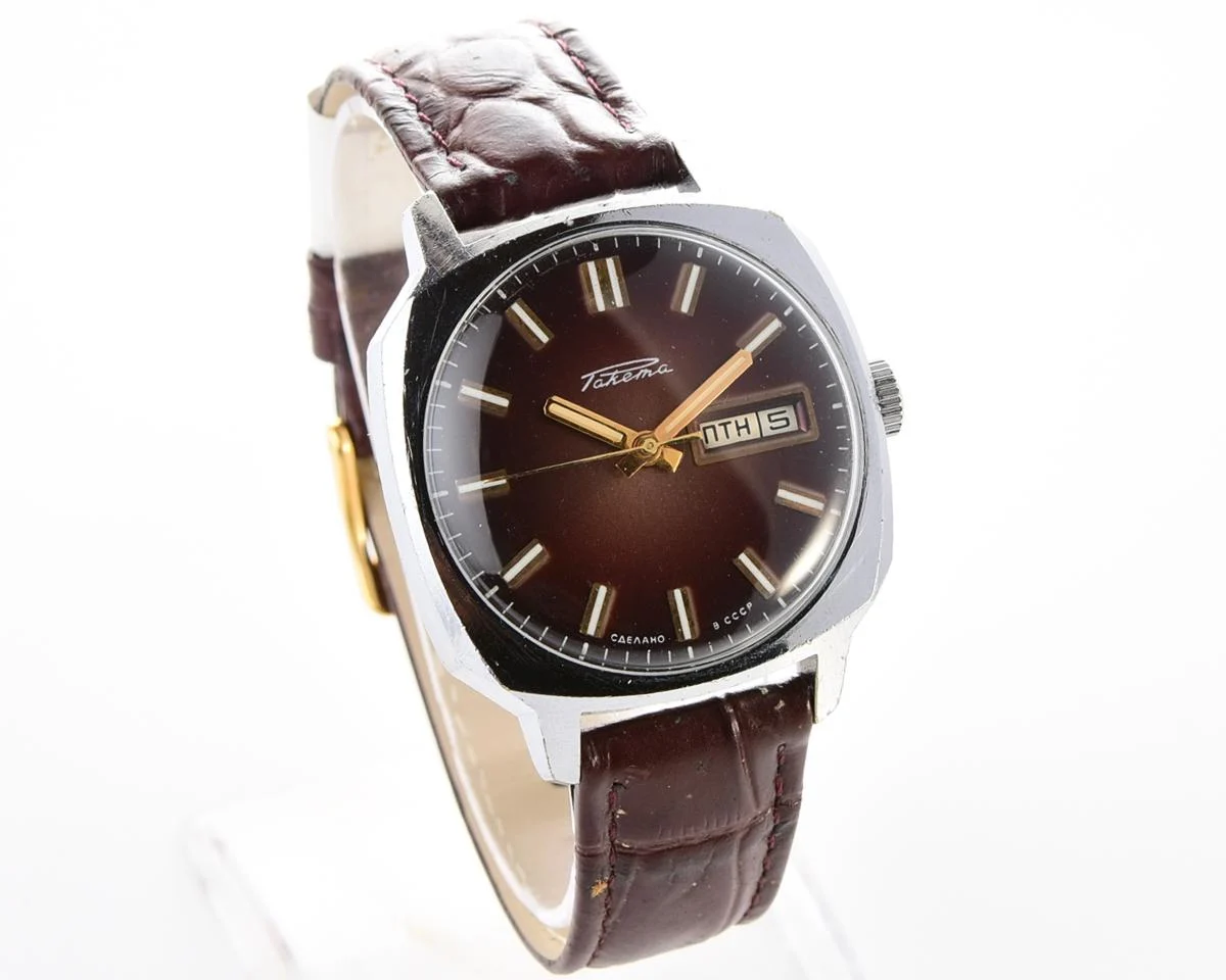 Soviet mechanical Raketa with automatic self winding movement