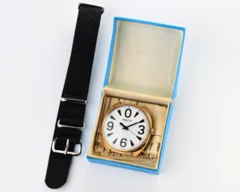 TIME CAPSULE: Soviet vintage gold-plated mechanical watch Raketa “big zero”, New Old Stock (NOS)!