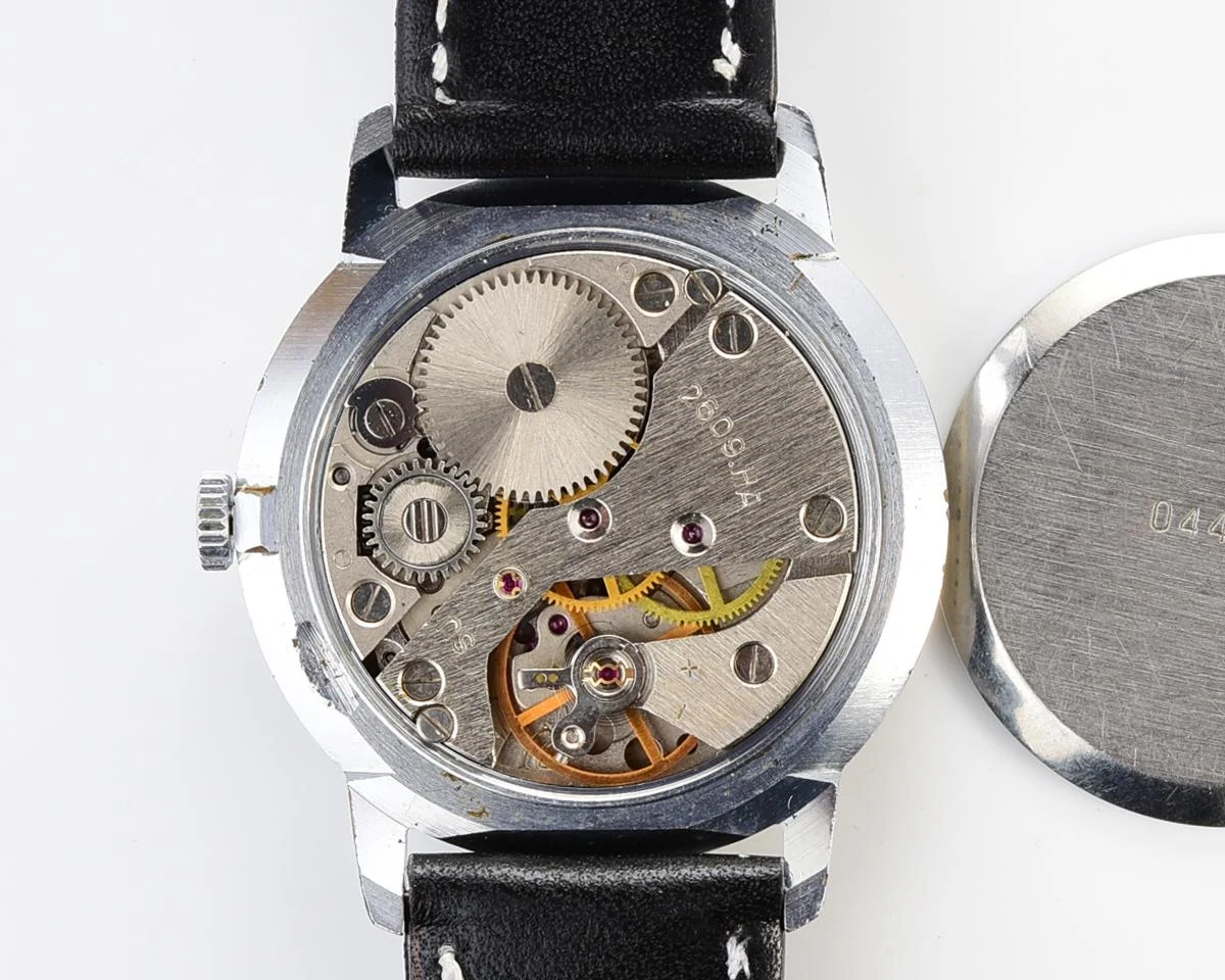 Soviet Raketa elegant vintage mechanical watch