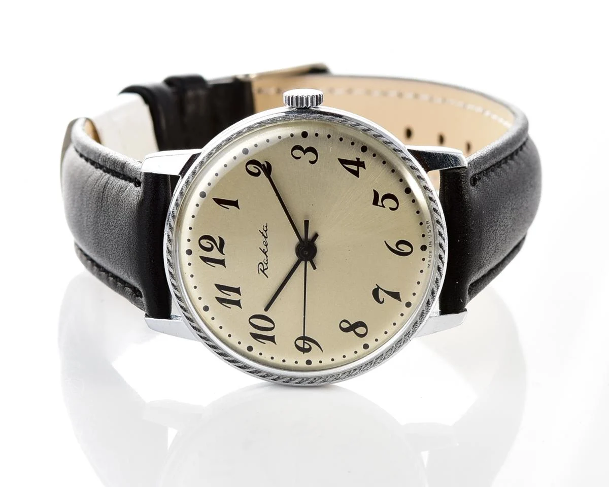 Soviet Raketa elegant vintage mechanical watch
