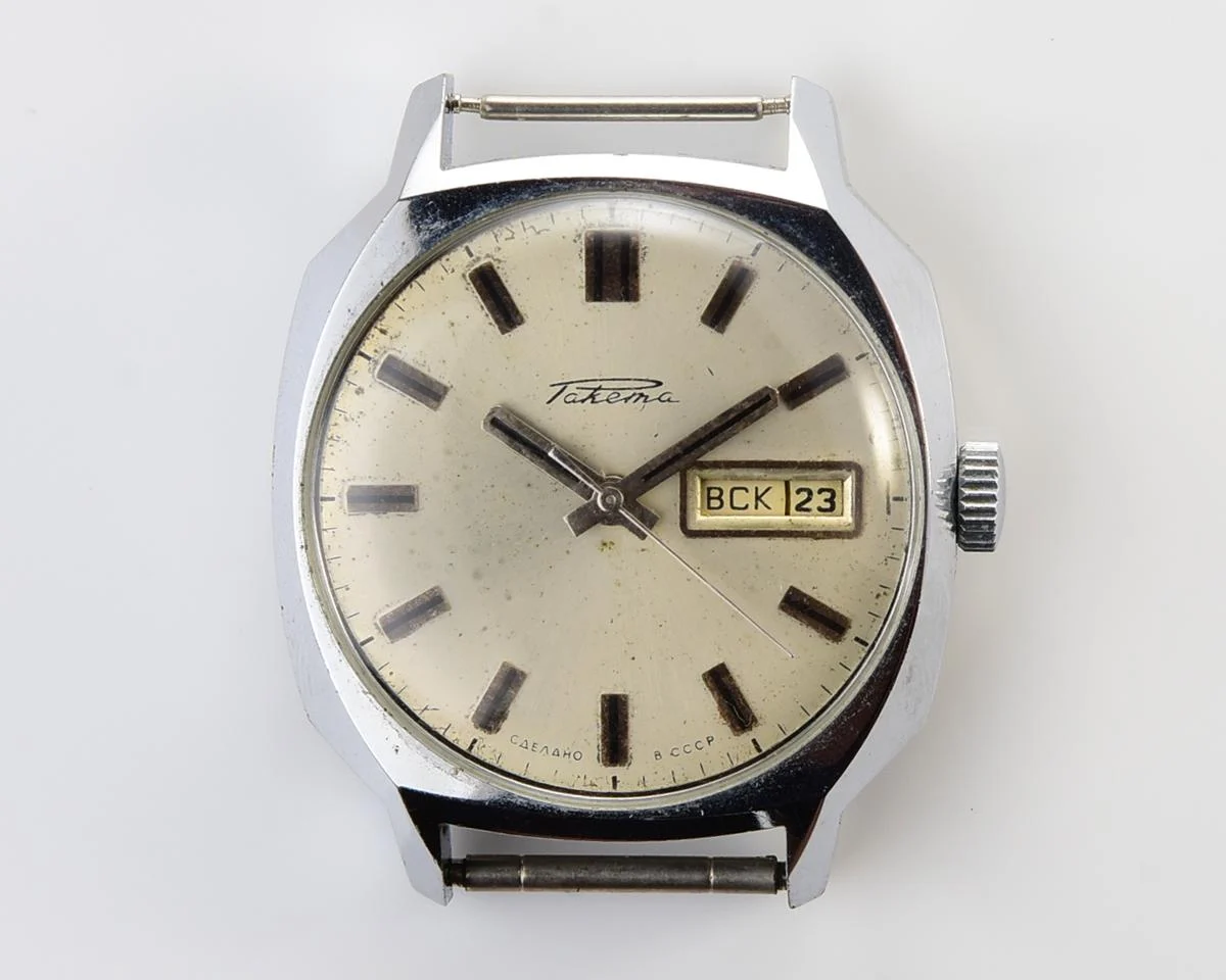 Soviet Raketa with automatic movement + genuine leather NATO strap!