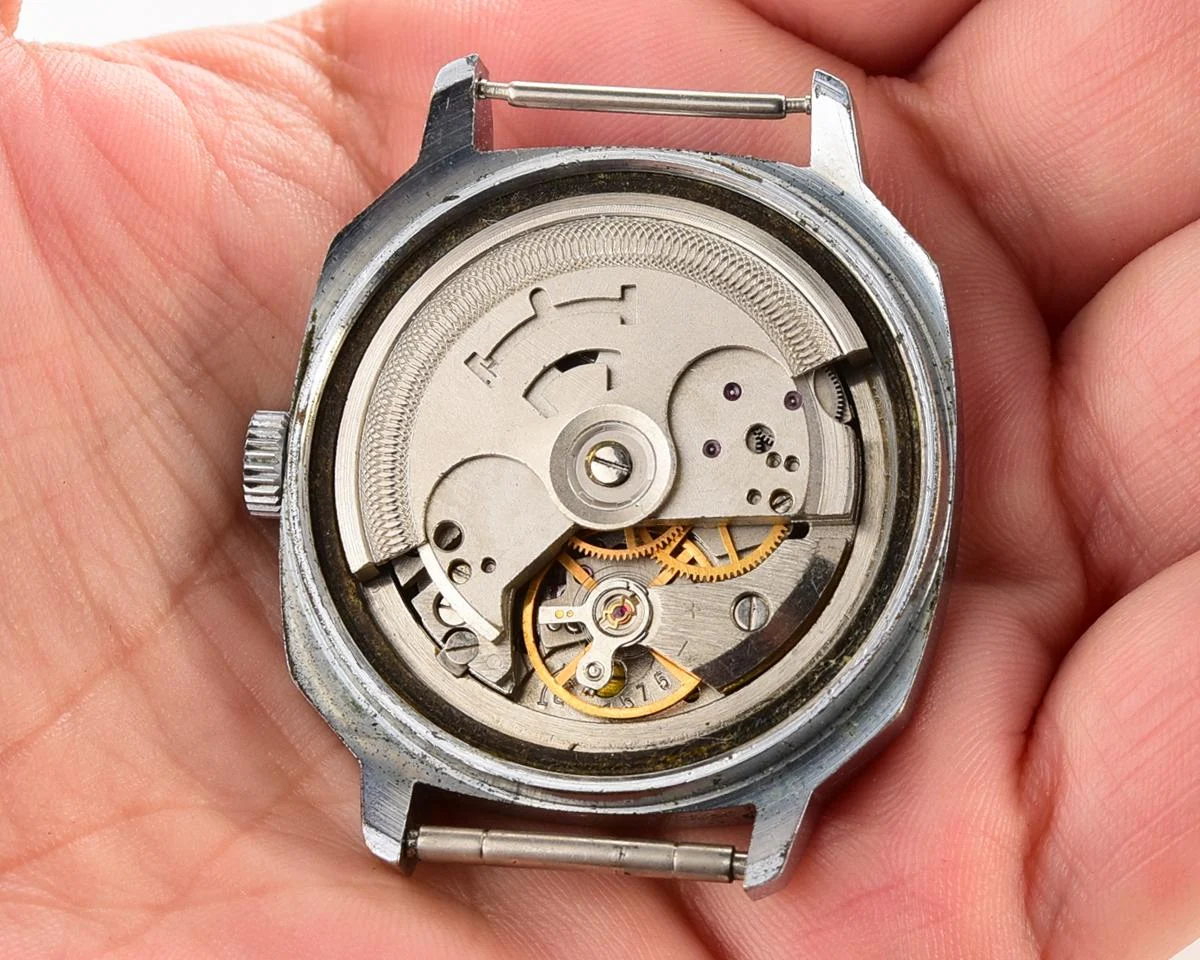 Soviet Raketa with automatic movement + genuine leather NATO strap!