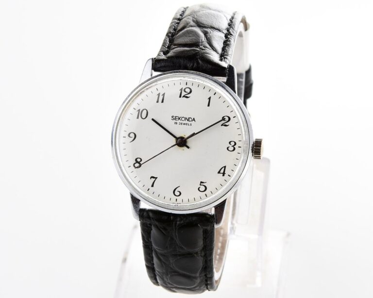 Soviet SEKONDA vintage wrist watch