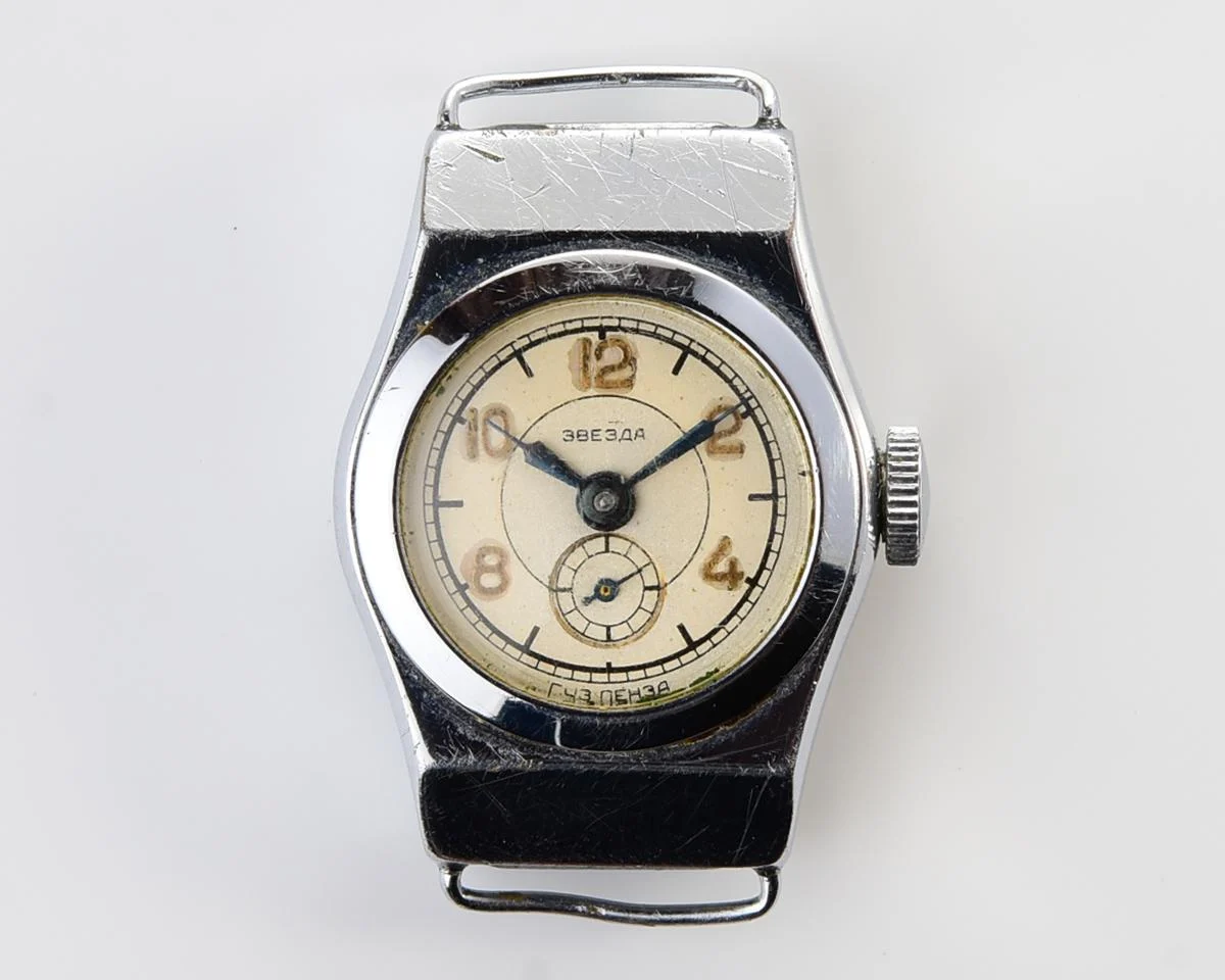 Vintage Soviet Zvezda wrist watch for ladies, 4th quarter of 1954