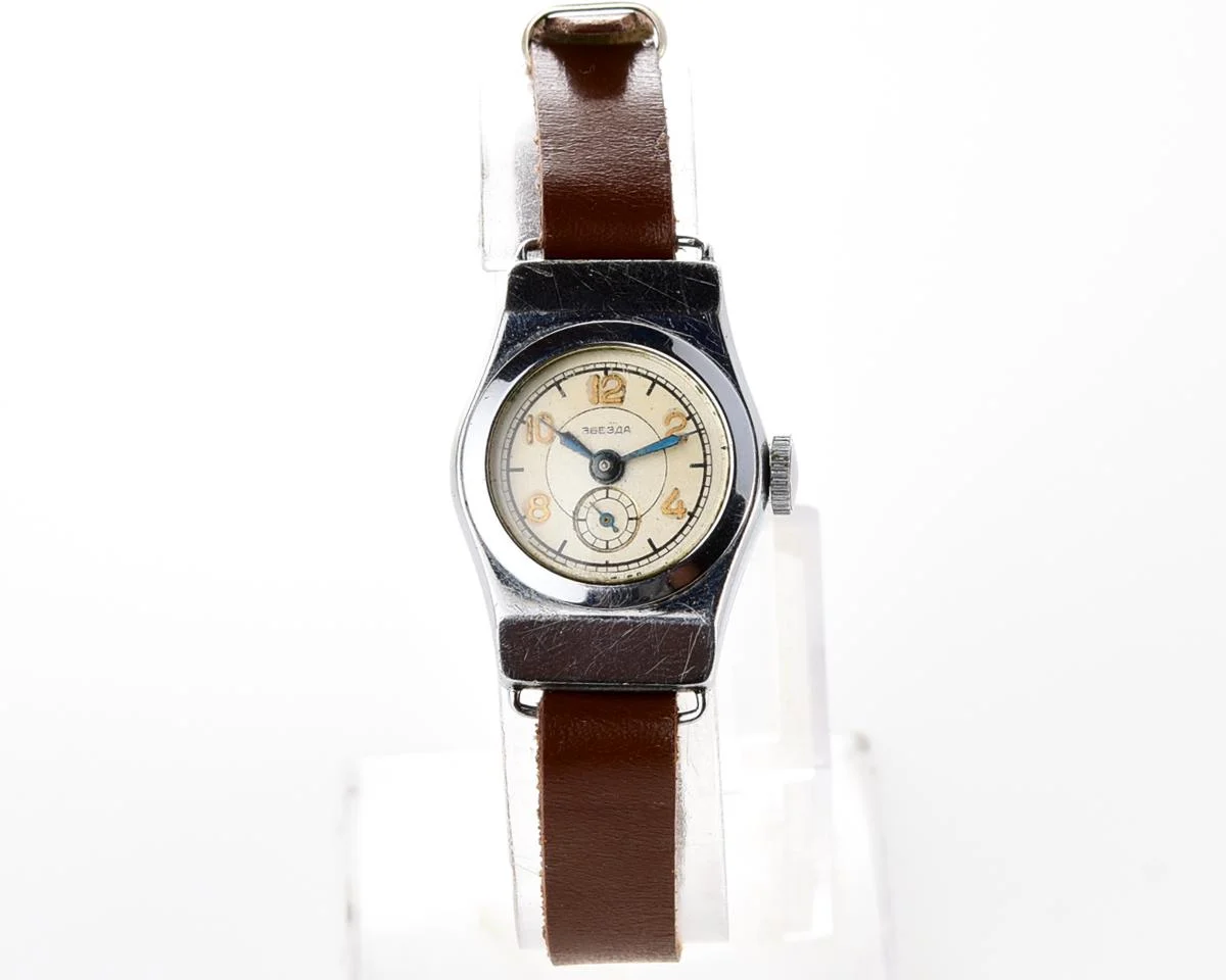Vintage Soviet Zvezda wrist watch for ladies, 4th quarter of 1954