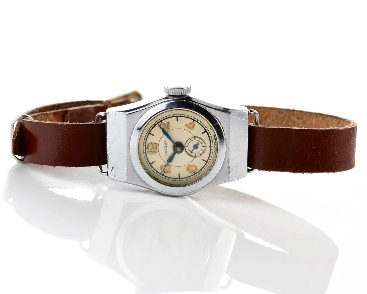 Vintage Soviet Zvezda wrist watch for ladies, 4th quarter of 1954