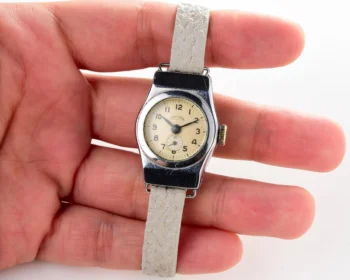 Vintage Soviet Zvezda wrist watch for ladies, 2nd quarter of 1959