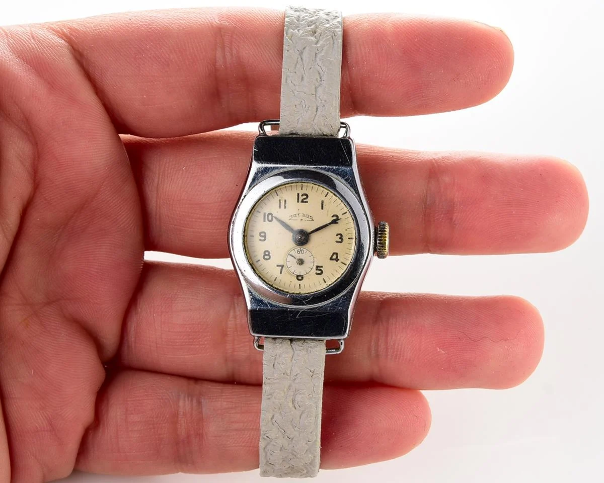 Vintage Soviet Zvezda wrist watch for ladies, 2nd quarter of 1959