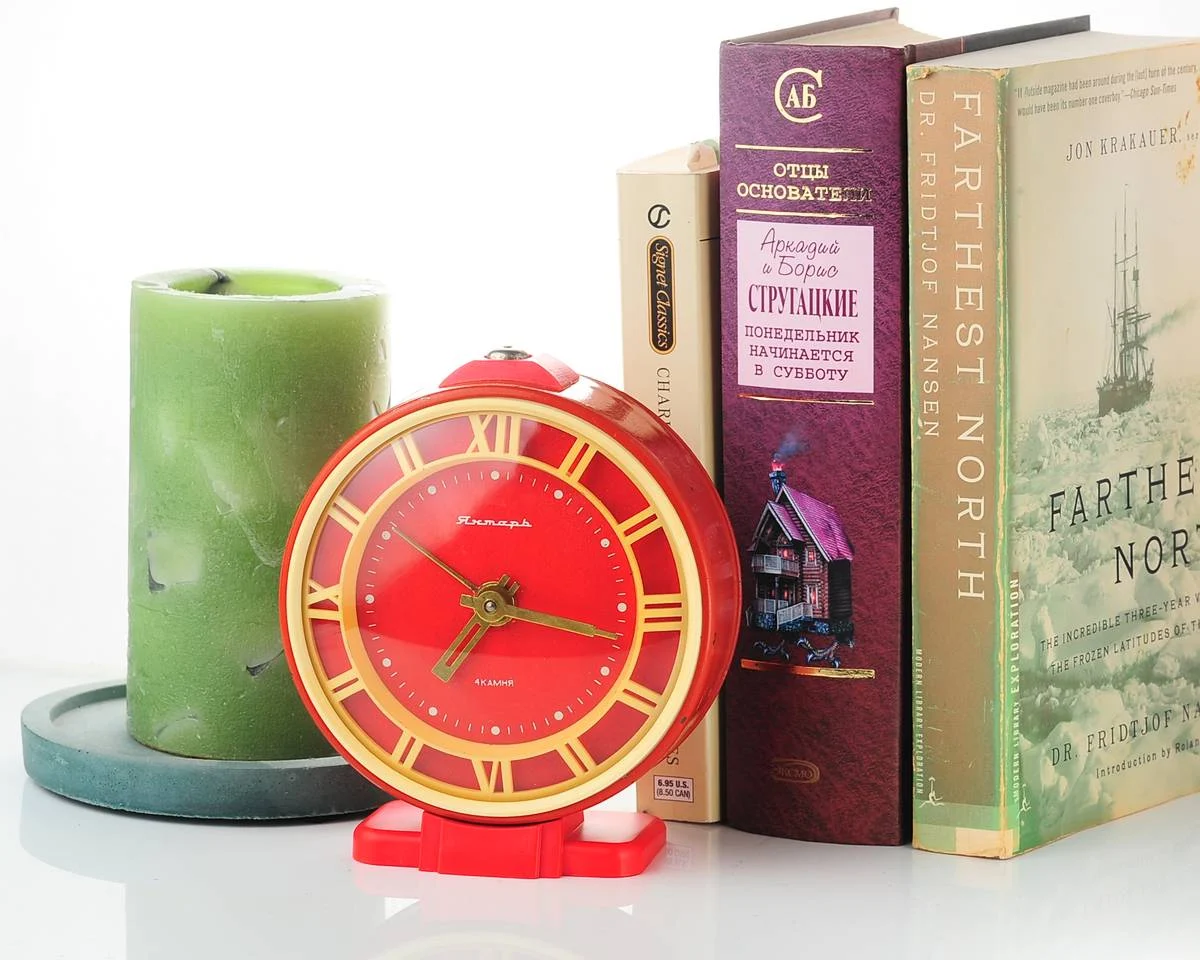 watch Jantar desk clock red 10011-0127