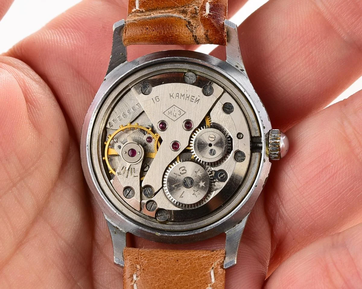 Kirovskie vintage Soviet wrist watch - 1st Moskow Watch Factory