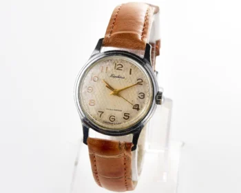 Kirovskie vintage Soviet wrist watch - 1st Moskow Watch Factory