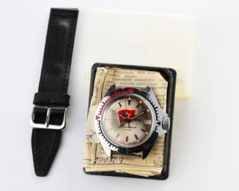 TIME CAPSULE: Vostok Komandirskie – mechanical watch is dedicated to the 45th anniversary of victory in World War II – New Old Stock (NOS)!