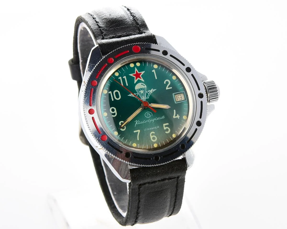 Komandirskie mechanical wrist watch for landing troops