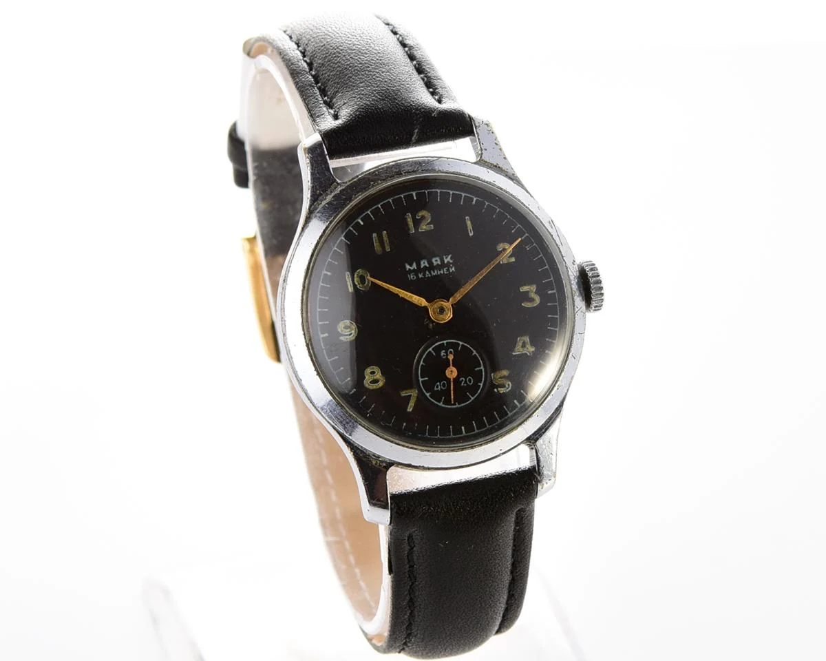Vintage Soviet Mayak mechanical watch