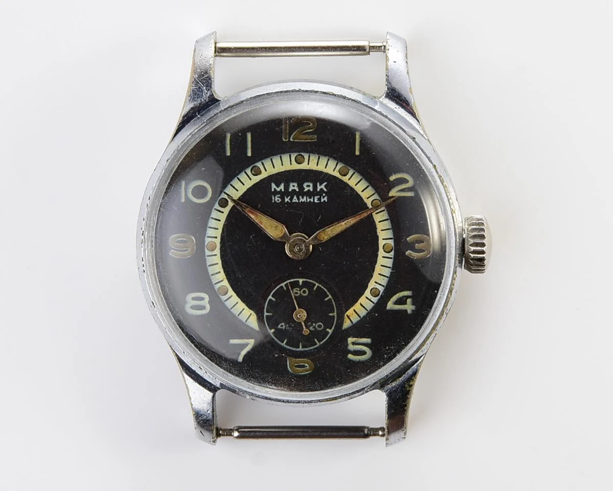Vintage Soviet Mayak mechanical watch