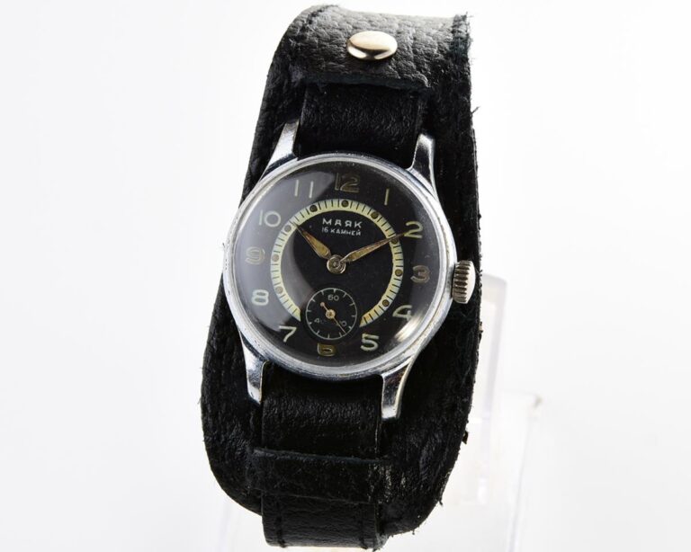 Vintage soviet MAYAK mechanical watch