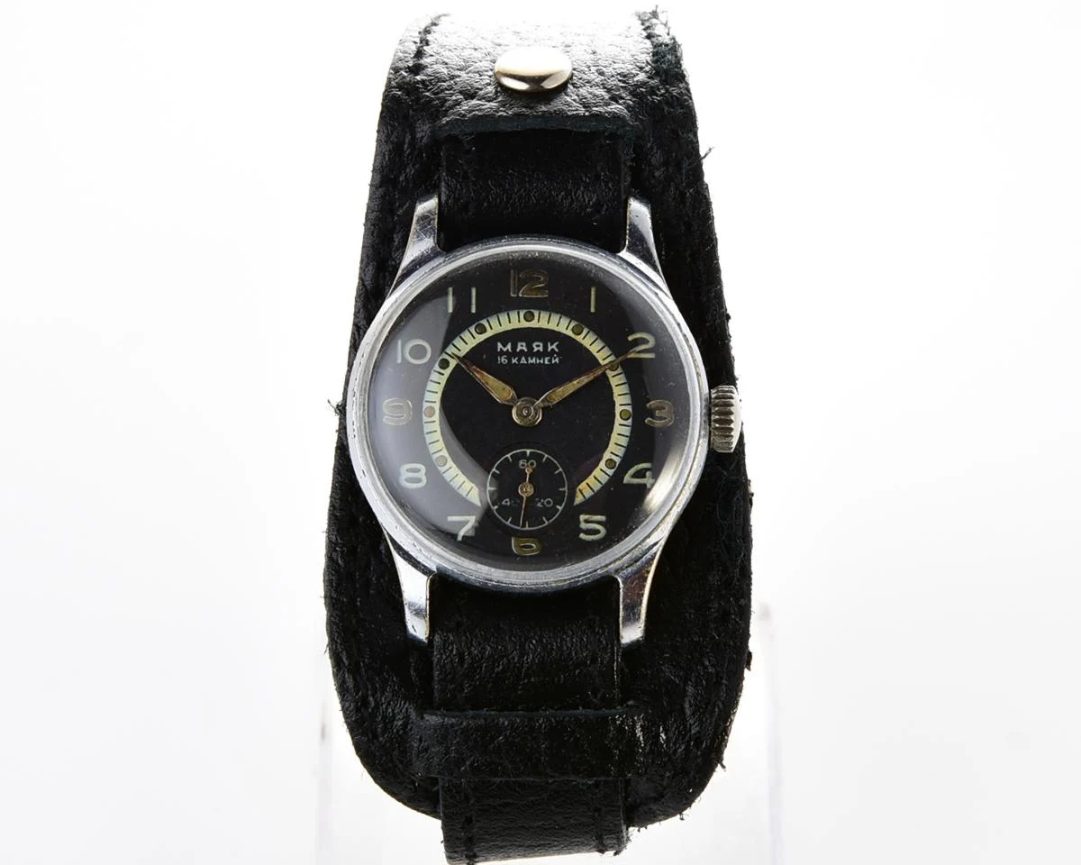 Vintage Soviet Mayak mechanical watch
