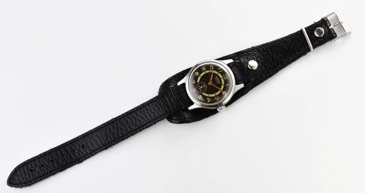 Vintage Soviet Mayak mechanical watch