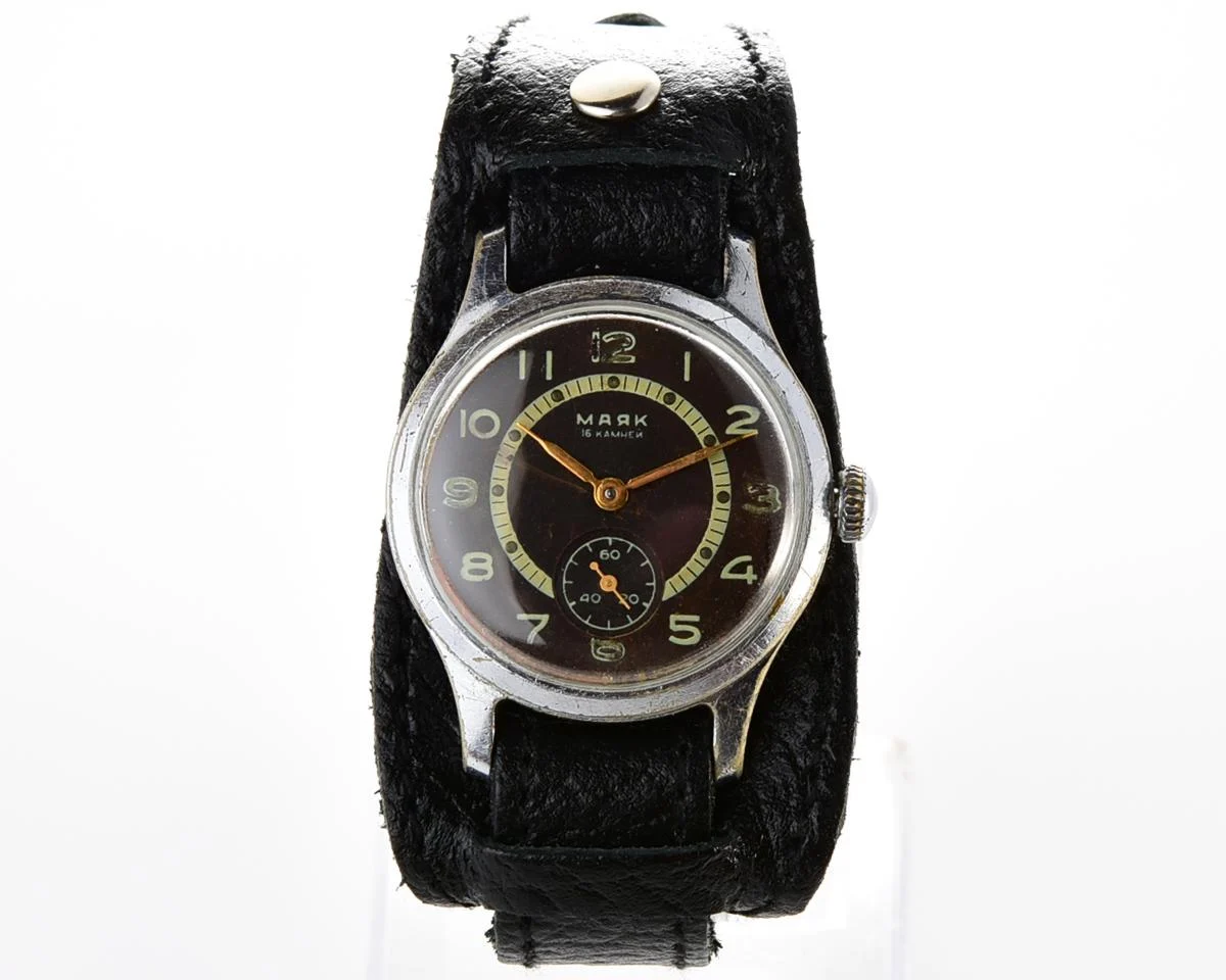 Vintage Soviet Mayak mechanical watch