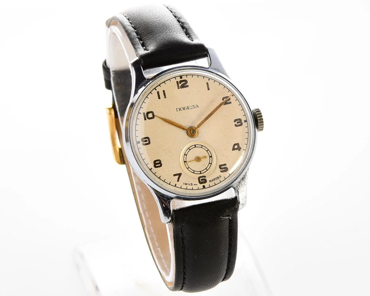 Vintage Soviet mechanical Pobeda wrist watch, from the 1st quarter 1951!