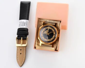 TIME CAPSULE: Mechanical Pobeda gold-plated watch in box – New Old Stock (NOS)!
