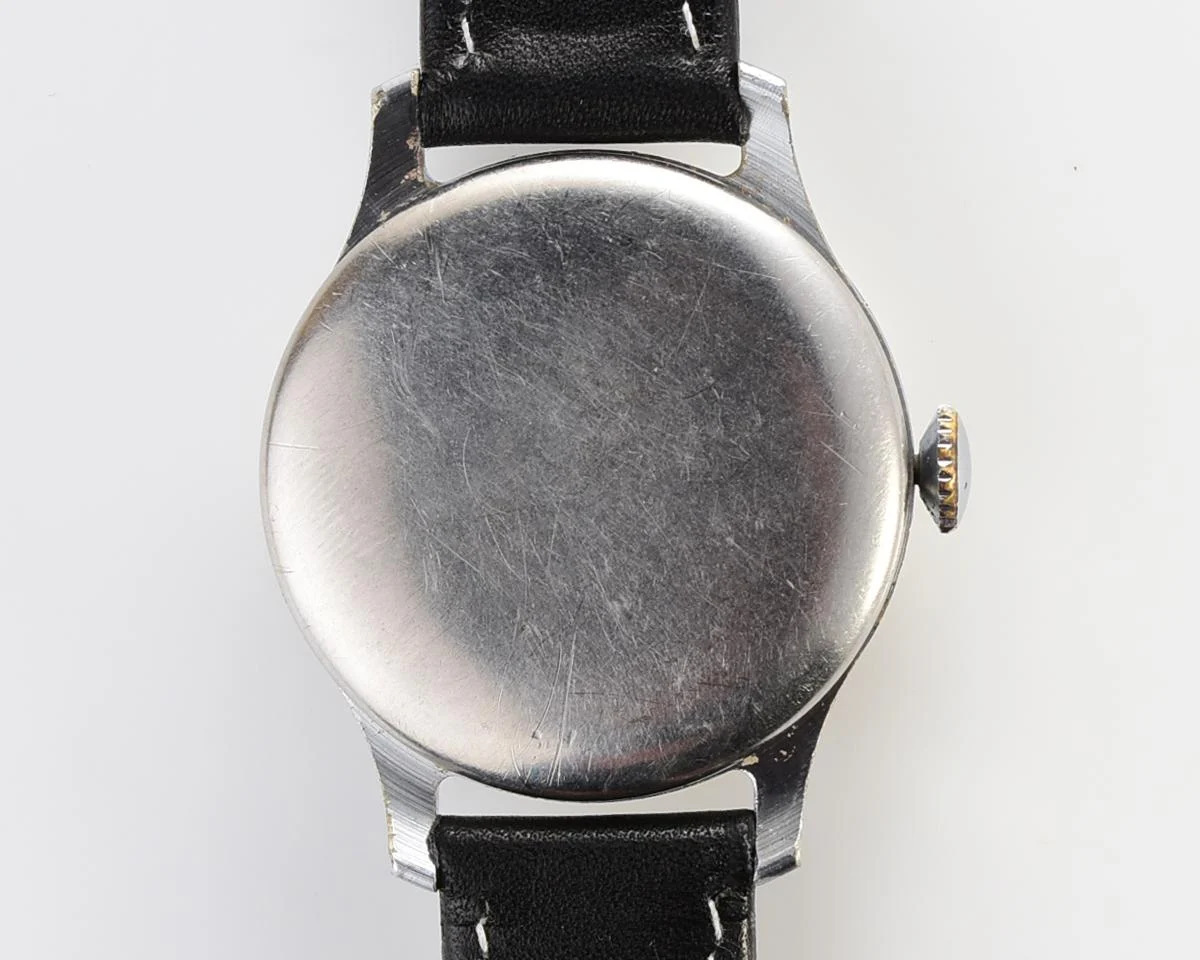 Excellent vintage Soviet Pobeda with central seconds hand & diamond shaped crown, 1st Moscow Watch Factory