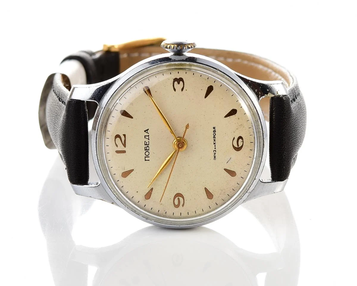 Excellent vintage Soviet Pobeda with central seconds hand & diamond shaped crown, 1st Moscow Watch Factory