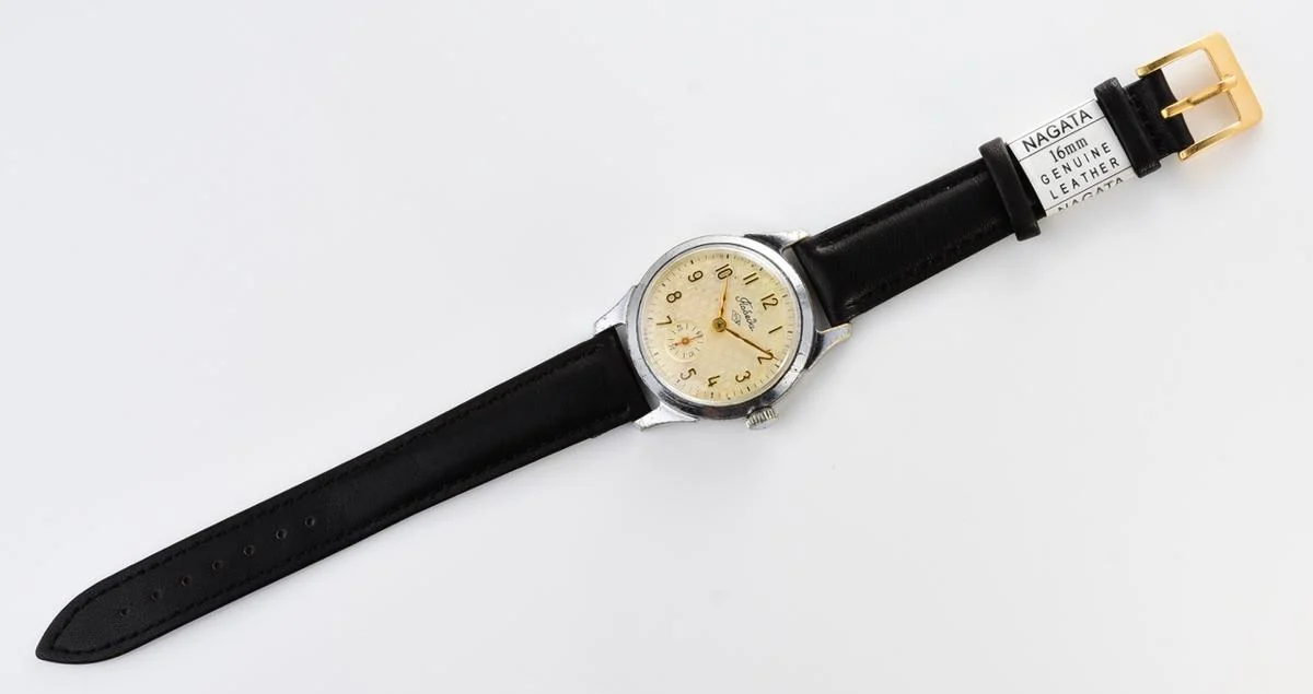 Soviet mechanical Pobeda wrist watch, PChZ with engraved back!