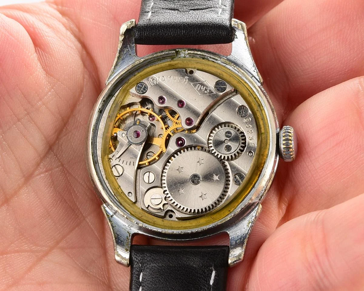 Soviet mechanical Pobeda wrist watch, PChZ with engraved back!