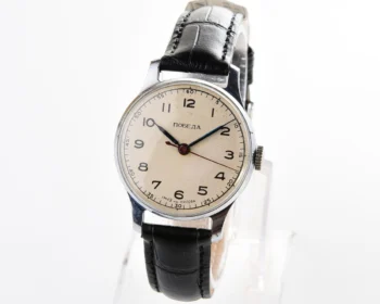 Vintage Pobeda watch with central seconds hand, 2nd quarter of 1955