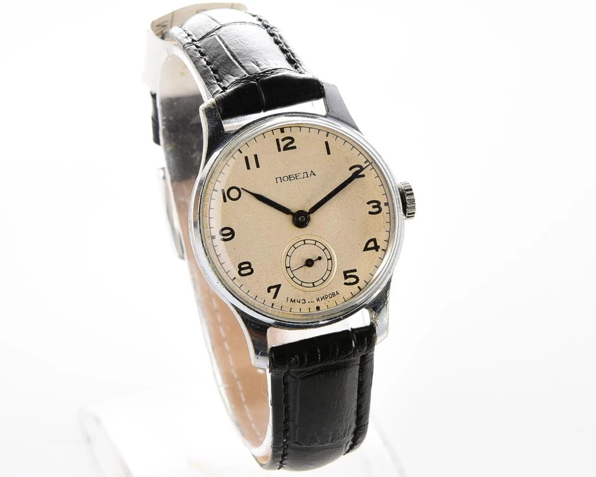 Vintage Soviet mechanical Pobeda wrist watch, 1MChZ, 2nd quarter 1958