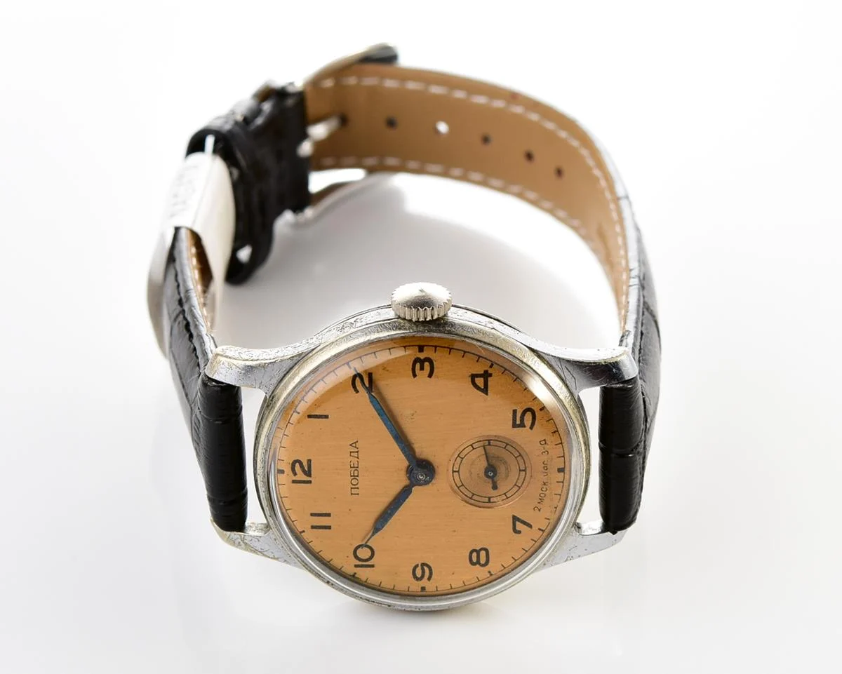 Excellent vintage Soviet Pobeda watch with bronze dial, 2nd quarter of 1956