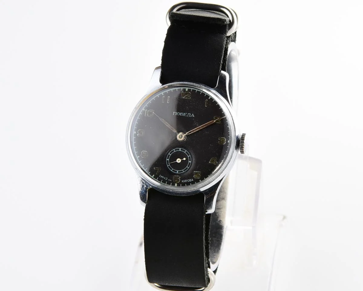 Vintage Soviet mechanical Pobeda wrist watch, 1MChZ, 2nd quarter of 1955